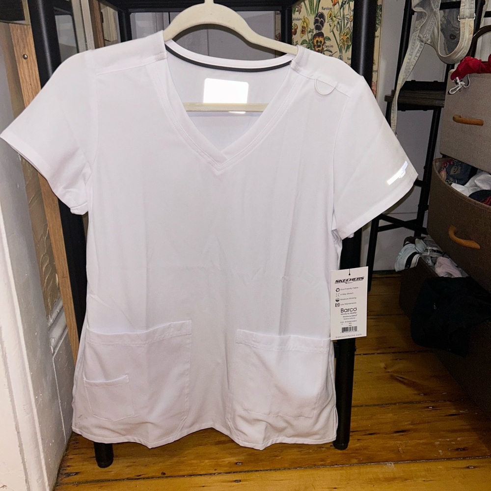 Sketchers white scrub top